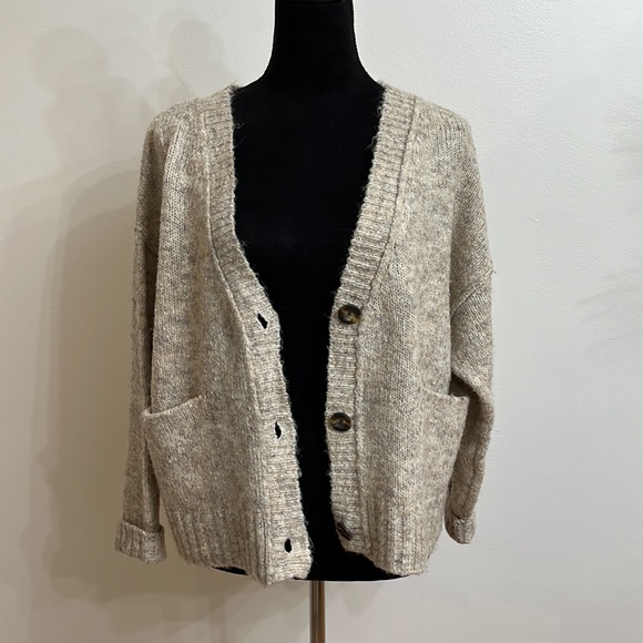 William Rast Sweater - Picture 6 of 8